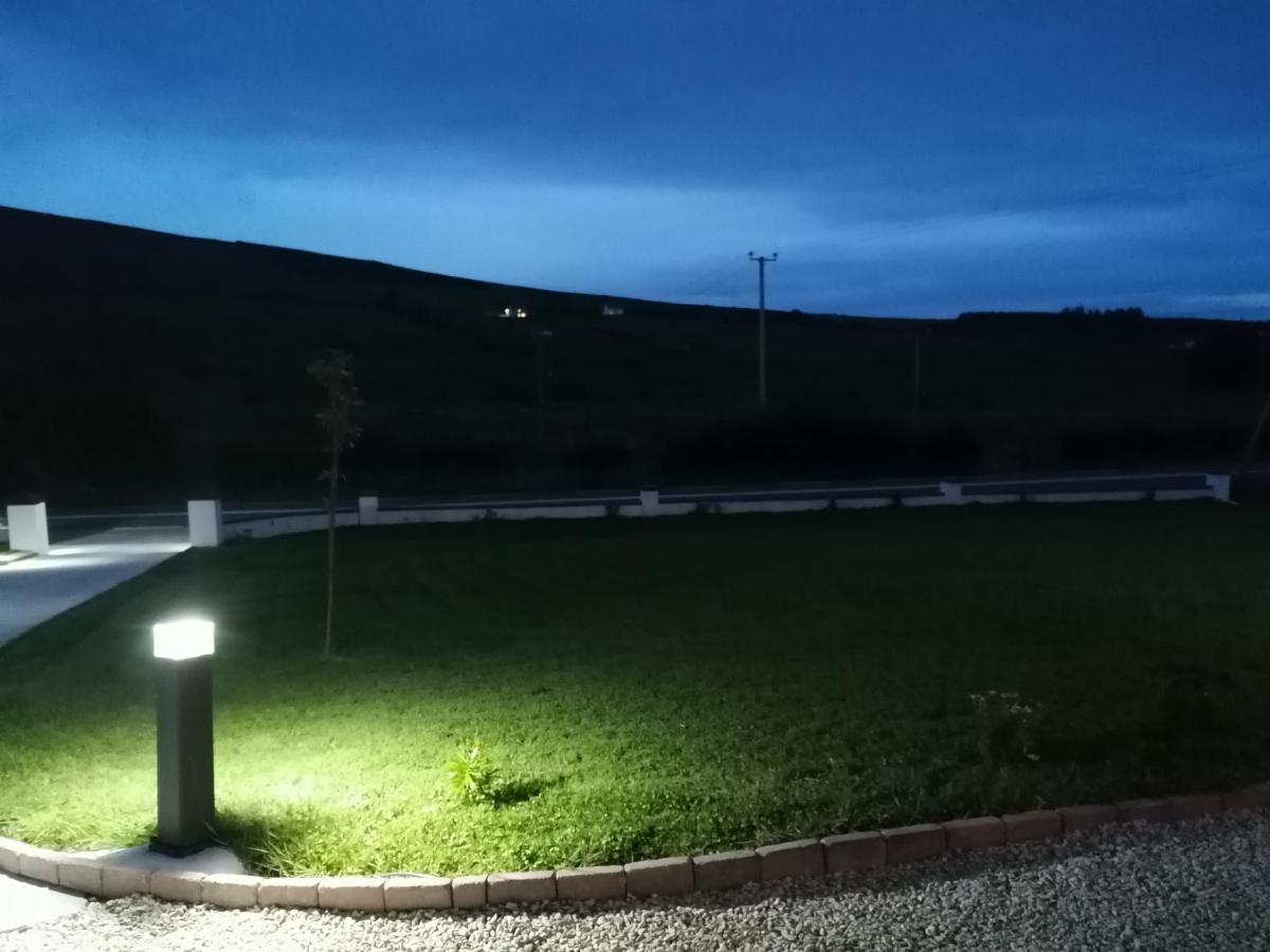 An Charraig Ban On The Wild Atlantic Way F94wt02 Bed & Breakfast